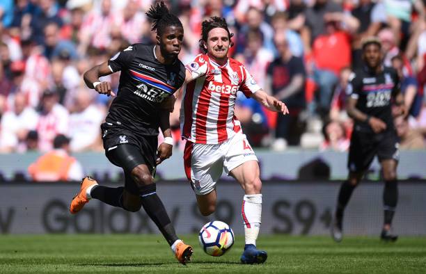 那亚的压迫 那亚的压迫